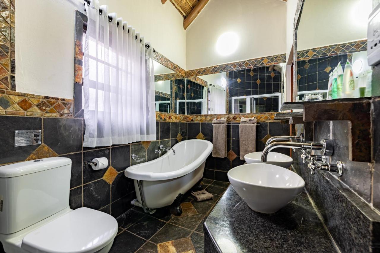 Zulu Nyala Game Lodge Hluhluwe Eksteriør billede