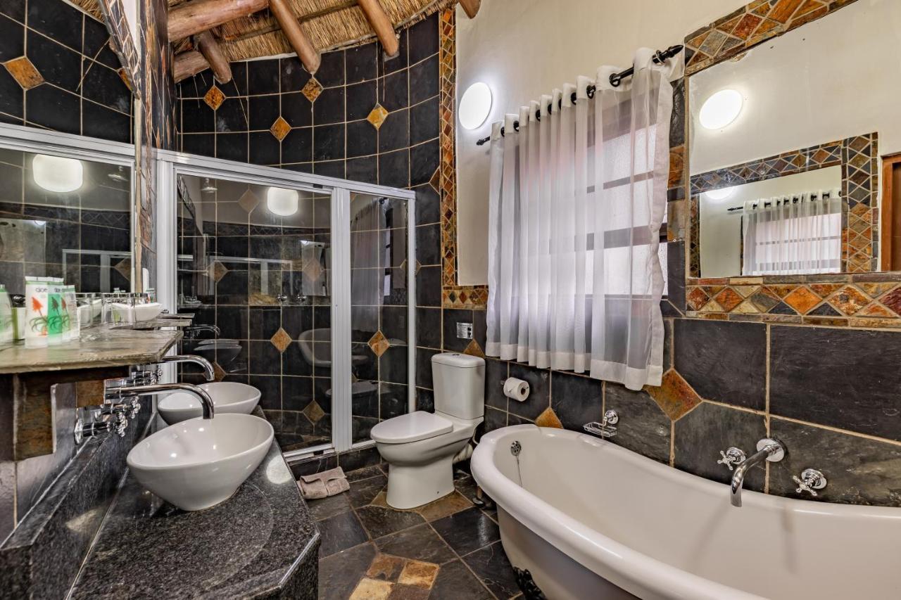Zulu Nyala Game Lodge Hluhluwe Eksteriør billede